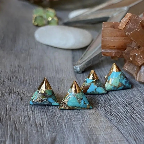 TURQUOISE  TRIANGLE STUD EARRINGS