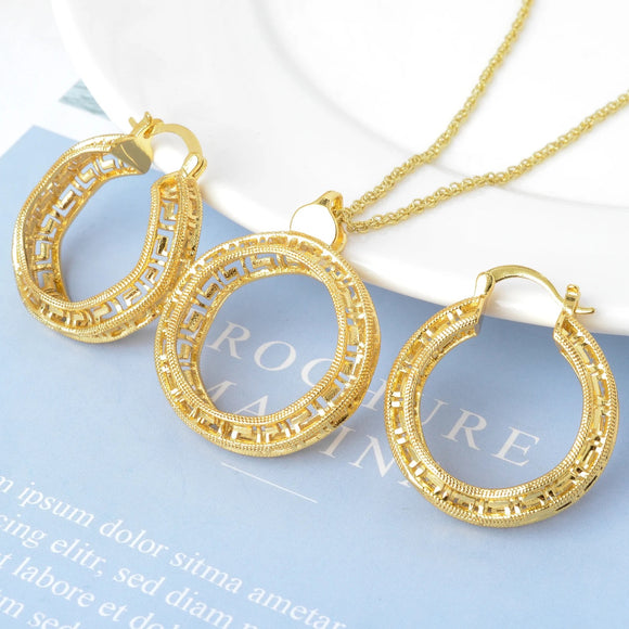 THE RONNETTA MAZE NECKLACE SET