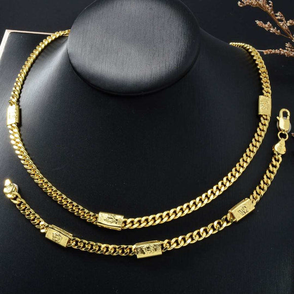 THE  CALVIA NECKLACE SET