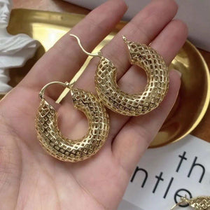 GOLD PLATED BASKET WEAVE HOOP